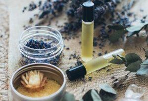 Hair Fall – कारण, लक्ष्ण व रोकने के कारगर तरीके ऑयल से