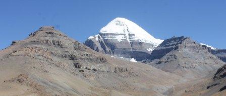 Kailash Parvat – कैलाश पर्वत, मिस्ट्री से भरा अजय पर्वत