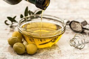 Olive Oil( Winter Skin Care)