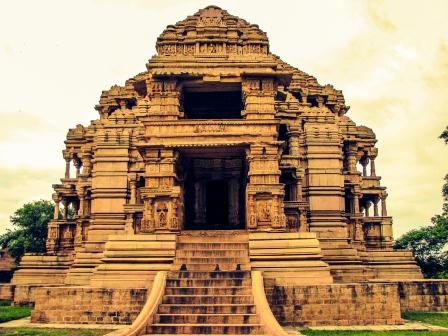 Sahastr Baahu Temple_ Gwalior
